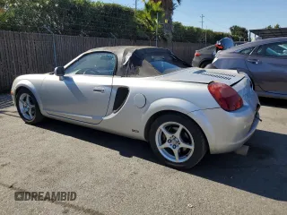 2000 Toyota MR2 z VIN JTDFR3203Y0012749, wystawiony jako Copart lot #67755424 z przebiegiem 160 195 mil mil oraz Szkody całkowita. Historia ofert i sprzedaży dostępna na DreamBid. Obrazek 2.