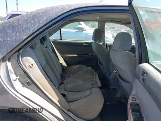 2004 Toyota Camry LE with VIN 4T1BF30K94U576450, listed as a IAAI auction lot 40541915 with Not Provided miles and . Bid and sale history available at carsss.com. Image 8.