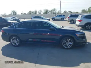 2020 Volkswagen Passat 2.0T SE with VIN 1VWSA7A33LC009556, listed as a IAAI auction lot 40989431 with 96,540 mi miles. Bid and sale history available at carsss.com. Image 12.
