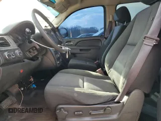 2014 Chevrolet Tahoe Commercial with VIN 1GNSK2E01ER165329, listed as a Copart auction lot 45497085 with 151,005 mi miles and Salvage title. Bid and sale history available at DreamBid. Image 7.