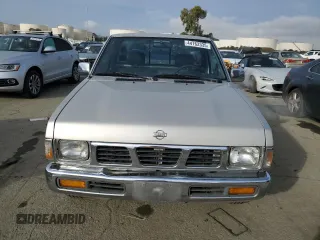 1996 Nissan Frontier XE z VIN 1N6SD11S1TC389671, wystawiony jako Copart lot #44762335 z przebiegiem 207 938 mil mil oraz Szkoda całkowita • Salvage title. Historia ofert i sprzedaży dostępna na DreamBid. Obrazek 5.