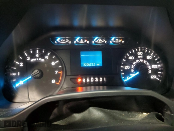 2016 Ford F-150 XL with VIN 1FTMF1C85GKD83438, listed as a Copart auction lot 62430855 with 220,612 mi miles and Clean title. Bid and sale history available at DreamBid. Image 9.