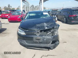 2013 Volkswagen Jetta SE with VIN 3VWDP7AJ5DM308715, listed as a IAAI auction lot 41666299 with 170,823 mi miles and . Bid and sale history available at DreamBid. Image 12.