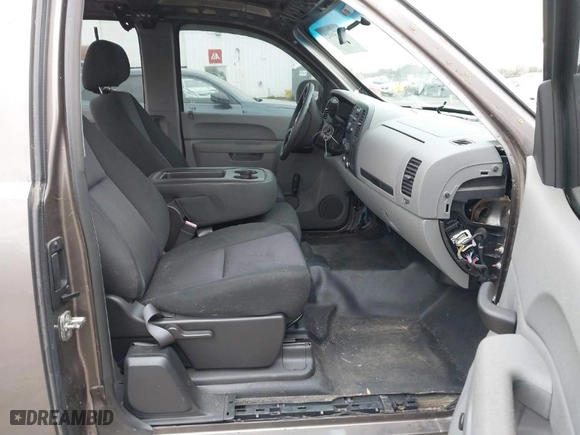 2012 Chevrolet Silverado 1500 Work Truck with VIN 1GCRCPEXXCZ310508, listed as a IAAI auction lot 41734602 with 129,714 mi miles. Bid and sale history available at carsss.com. Image 5.