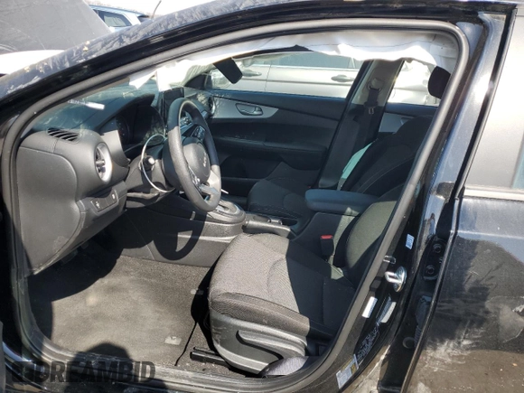 2024 Kia Forte LXS with VIN 3KPF24AD7RE824725, listed as a Copart auction lot 48891835 with 8,464 mi miles and Salvage Title. Bid and sale history available at carsss.com. Image 7.