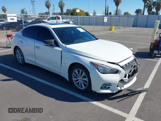 2016 Infiniti Q50 3.0t Premium with VIN JN1EV7AP9GM304378, listed as a IAAI auction lot 41869664 with 104,484 mi miles. Bid and sale history available at carsss.com. Image 1.