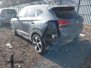2016 Hyundai Tucson Sport with VIN KM8J33A21GU232747, listed as a IAAI auction lot 41443169 with 111,319 mi miles. Bid and sale history available at carsss.com. Image 3.