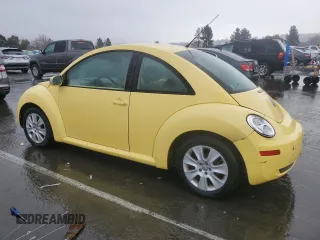 2009 Volkswagen New Beetle Coupe S with VIN 3VWPW31C39M507666, listed as a Copart auction lot 43574265 with 154,024 mi miles and Clean Title. Bid and sale history available at carsss.com. Image 2.