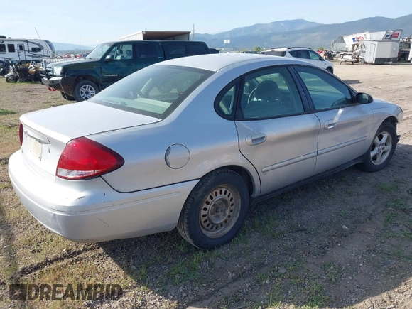 2006 Ford Taurus SE with VIN 1FAFP53U86A117268, listed as a IAAI auction lot 42181575 with Not Provided miles and . Bid and sale history available at DreamBid. Image 4.