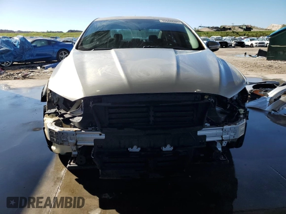 2017 Ford Fusion SE with VIN 3FA6P0H70HR126335, listed as a Copart auction lot 42600695 with 91,298 mi miles and Salvage Title. Bid and sale history available at DreamBid. Image 5.