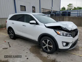 2017 Kia Sorento EX with VIN 5XYPHDA5XHG324605, listed as a Copart auction lot 57070325 with 82,677 mi miles and Salvage title. Bid and sale history available at DreamBid. Image 4.