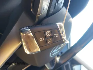 2021 Volkswagen Atlas SE z VIN 1V2WR2CA4MC514968, wystawiony jako IAAI lot #41414547 z przebiegiem 133 946 mil mil oraz . Historia ofert i sprzedaży dostępna na DreamBid. Obrazek 11.