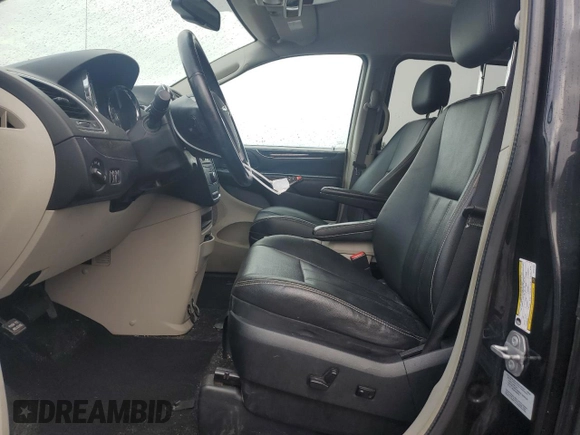 2016 Chrysler Town & Country Touring with VIN 2C4RC1BG9GR261058, listed as a Copart auction lot 52761265 with 70,288 mi miles and Salvage Title. Bid and sale history available at DreamBid. Image 7.