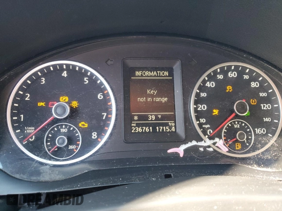 2013 Volkswagen Tiguan S with VIN WVGAV3AX2DW578442, listed as a Copart auction lot 41831045 with 236,761 mi miles and Clean title. Bid and sale history available at DreamBid. Image 9.