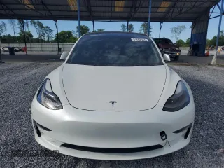 2023 Tesla Model 3 z VIN 5YJ3E1EA7PF573852, wystawiony jako Copart lot #57662565 z przebiegiem Nie podano mil oraz Szkoda całkowita • Salvage title. Historia ofert i sprzedaży dostępna na DreamBid. Obrazek 5.