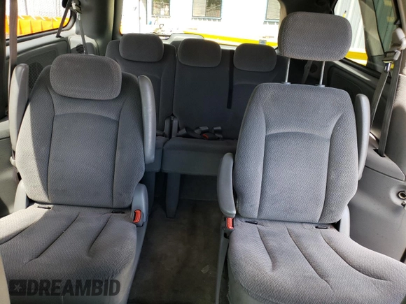 2005 Dodge Caravan SXT with VIN 2D4GP44L95R280846, listed as a Copart auction lot 56608455 with 174,140 mi miles and Salvage title. Bid and sale history available at DreamBid. Image 10.