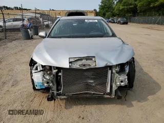 2024 Toyota Camry LE z VIN 4T1C11AK6RU190646, wystawiony jako Copart lot #58817045 z przebiegiem 19 276 mil mil oraz Szkoda całkowita • Salvage title. Historia ofert i sprzedaży dostępna na DreamBid. Obrazek 5.