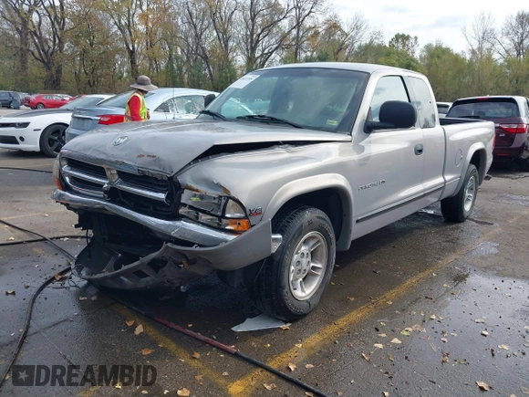 1998 Dodge Dakota SLT with VIN 1B7GL22Y5WS736756, listed as a IAAI auction lot 40687209 with 141,560 mi miles. Bid and sale history available at carsss.com. Image 19.