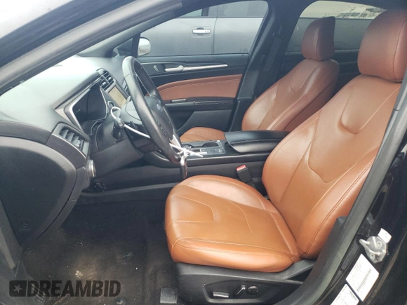 2020 Ford Fusion Titanium with VIN 3FA6P0K98LR175611, listed as a Copart auction lot 46070785 with 107,909 mi miles and Salvage title. Bid and sale history available at DreamBid. Image 7.