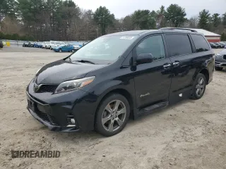 2018 Toyota Sienna SE with VIN 5TDXZ3DC3JS965024, listed as a Copart auction lot 51798835 with 51,267 mi miles and Salvage title. Bid and sale history available at DreamBid. Image 1.
