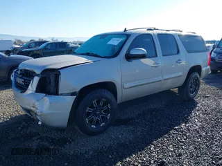 2007 GMC Yukon XL SLT with VIN 1GKFK16347J207298, listed as a IAAI auction lot 41665986 with 223,161 mi miles and . Bid and sale history available at carsss.com. Image 18.