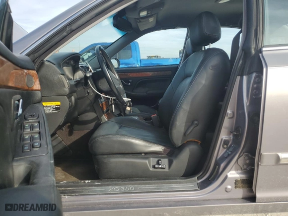 2005 Hyundai XG350 with VIN KMHFU45E65A411779, listed as a Copart auction lot 87405944 with 39,510 mi miles and Salvage Title. Bid and sale history available at carsss.com. Image 7.