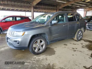 2014 Jeep Compass High Altitude with VIN 1C4NJCEA8ED600450, listed as a Copart auction lot 49449785 with 175,282 mi miles and Clean Title. Bid and sale history available at carsss.com. Image 1.