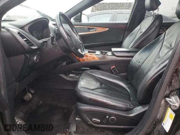 2016 Lincoln MKX Select with VIN 2LMTJ6KR6GBL50573, listed as a Copart auction lot 82331484 with 129,121 mi miles and Salvage Title. Bid and sale history available at carsss.com. Image 7.