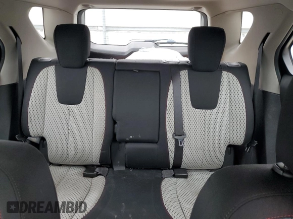 2013 Chevrolet Equinox LS z VIN 2GNFLCEK5D6171134, wystawiony jako Copart lot #55817905 z przebiegiem 162 104 mil mil oraz Czysty tytuł • Clean title. Historia ofert i sprzedaży dostępna na DreamBid. Obrazek 10.