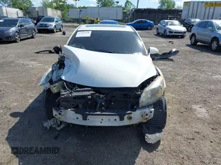 2013 Mazda 3 i Grand Touring z VIN JM1BL1WP1D1726847, wystawiony jako IAAI lot #42302876 z przebiegiem 158 837 mil mil oraz . Historia ofert i sprzedaży dostępna na DreamBid. Obrazek 13.