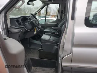 2021 Ford Transit Passenger XL with VIN 1FDZK1C82MKA81226, listed as a Copart auction lot 76893224 with 22,679 mi miles and Salvage Title. Bid and sale history available at DreamBid. Image 7.