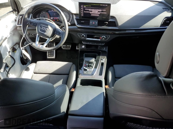 2022 Audi SQ5 Premium with VIN WA1A4AFYXN2028485, listed as a Copart auction lot 69075494 with 24,526 mi miles and Salvage Title. Bid and sale history available at DreamBid. Image 8.