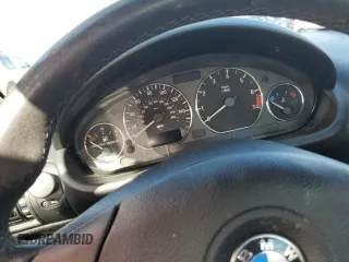 2000 BMW Z3 2.5 z VIN 4USCH934XYLG02372, wystawiony jako Copart lot #74148364 z przebiegiem Nie podano mil oraz Nie do naprawy. Historia ofert i sprzedaży dostępna na DreamBid. Obrazek 9.