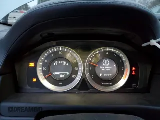 2012 Volvo S80 3.0L с VIN YV1902AH2C1153091, выставлен на аукционе Copart как лот 82804494 с пробегом 212 078 миль миль и Чистый • Clean title. История ставок и продаж доступна на DreamBid. Изображение 9.