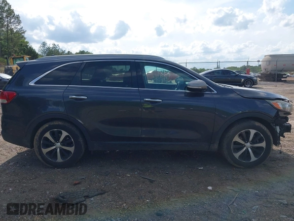 2016 Kia Sorento EX with VIN 5XYPHDA5XGG083093, listed as a IAAI auction lot 42138707 with 156,799 mi miles and . Bid and sale history available at DreamBid. Image 14.