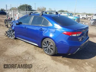 2020 Toyota Corolla SE with VIN JTDS4RCE9LJ030816, listed as a IAAI auction lot 41577520 with 39,857 mi miles. Bid and sale history available at carsss.com. Image 3.