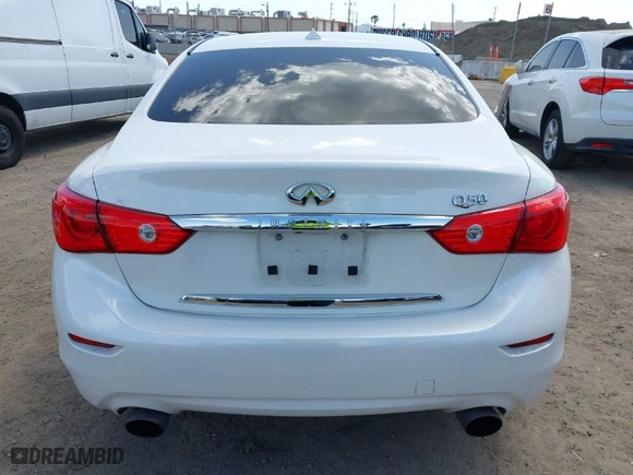 2016 Infiniti Q50 3.0t Premium with VIN JN1EV7AP7GM301088, listed as a IAAI auction lot 41970041 with 91,147 mi miles. Bid and sale history available at carsss.com. Image 16.