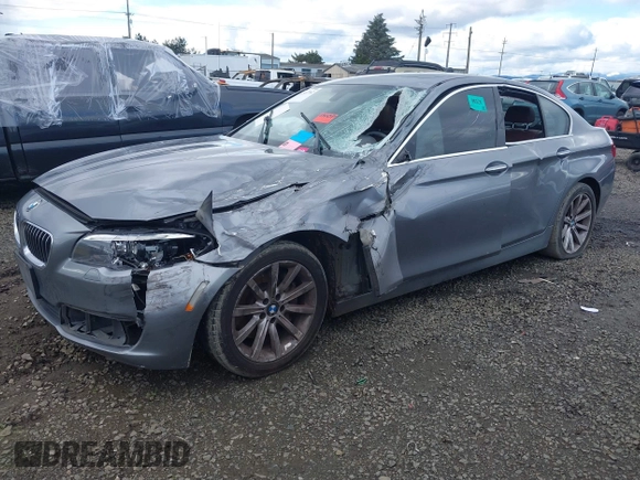 2014 BMW 5 Series 535i with VIN WBA5B1C51ED475098, listed as a IAAI auction lot 41517762 with 102,611 mi miles and . Bid and sale history available at carsss.com. Image 16.