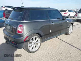 2012 MINI Hardtop S with VIN WMWSV3C5XCTY26065, listed as a IAAI auction lot 41811317 with 74,858 mi miles and . Bid and sale history available at DreamBid. Image 4.