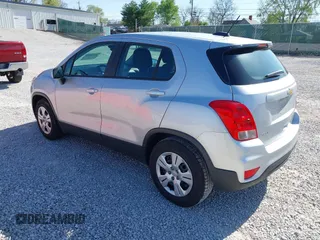 2017 Chevrolet Trax LS with VIN 3GNCJKSBXHL232986, listed as a IAAI auction lot 41986918 with 121,094 mi miles. Bid and sale history available at carsss.com. Image 3.