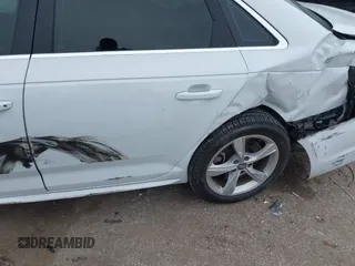 2019 Audi A4 Premium z VIN WAUDNAF4XKA017272, wystawiony jako IAAI lot #41332834 z przebiegiem 68 342 mil mil oraz . Historia ofert i sprzedaży dostępna na DreamBid. Obrazek 6.