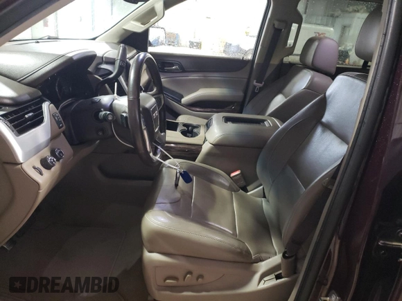 2017 GMC Yukon SLT with VIN 1GKS2BKC1HR223083, listed as a Copart auction lot 45017495 with 61,632 mi miles and Salvage Title. Bid and sale history available at DreamBid. Image 7.