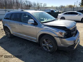2015 Dodge Journey Crossroad with VIN 3C4PDCGG3FT679152, listed as a Copart auction lot 49833675 with 133,789 mi miles and Salvage Title. Bid and sale history available at DreamBid. Image 4.