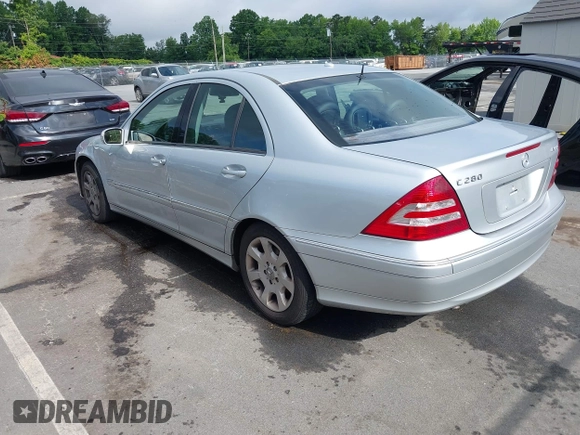 2006 Mercedes-Benz C 280 Luxury with VIN WDBRF92H16F763551, listed as a IAAI auction lot 42380364 with 253,957 mi miles and . Bid and sale history available at DreamBid. Image 3.