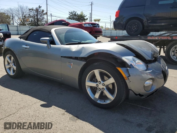 2007 Pontiac Solstice z VIN 1G2MB35B77Y113046, wystawiony jako Copart lot #52297605 z przebiegiem 35 658 mil mil oraz Szkoda całkowita • Salvage title. Historia ofert i sprzedaży dostępna na DreamBid. Obrazek 4.