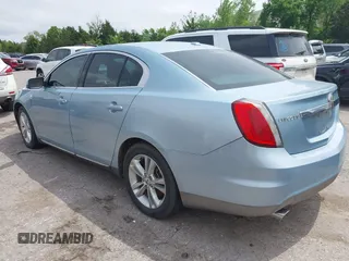 2009 Lincoln MKS z VIN 1LNHM94R89G600463, wystawiony jako IAAI lot #42138845 z przebiegiem Nie podano mil oraz . Historia ofert i sprzedaży dostępna na DreamBid. Obrazek 3.