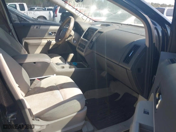 2010 Ford Edge SE with VIN 2FMDK3GCXABA07188, listed as a IAAI auction lot 41799623 with 252,130 mi miles. Bid and sale history available at carsss.com. Image 5.