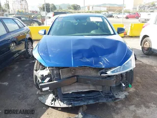 2019 Hyundai Elantra SEL with VIN 5NPD84LF3KH419838, listed as a IAAI auction lot 41915836 with 81,883 mi miles. Bid and sale history available at carsss.com. Image 13.