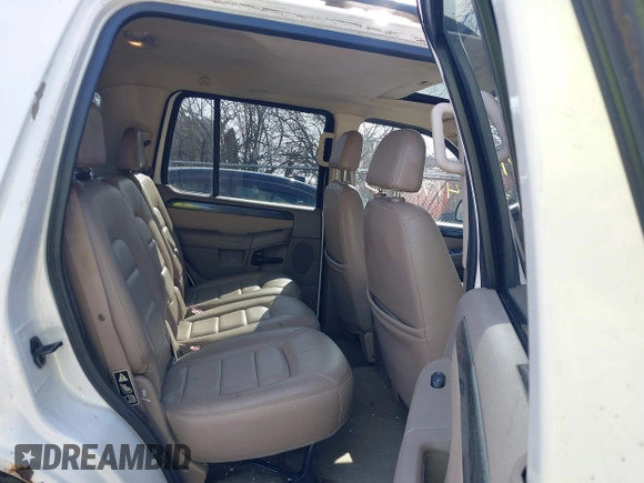 2002 Ford Explorer с VIN 1FMZU75E12ZA77334, выставлен на аукционе IAAI как лот 41714883 с пробегом 174 645 миль миль и . История ставок и продаж доступна на DreamBid. Изображение 8.
