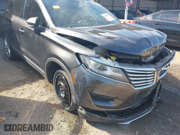 2017 Lincoln MKC Reserve с VIN 5LMCJ3C90HUL50022, выставлен на аукционе IAAI как лот 41898519 с пробегом 87 517 миль миль и . История ставок и продаж доступна на DreamBid. Изображение 1.